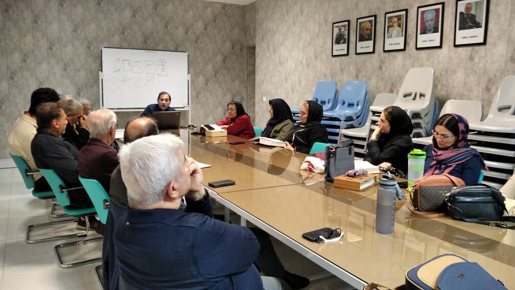 سلسله نشستهای «آشنایی با اندیشههای عرفانی مولوی» در کتابخانه مرکزی ارومیه برگزار میشود