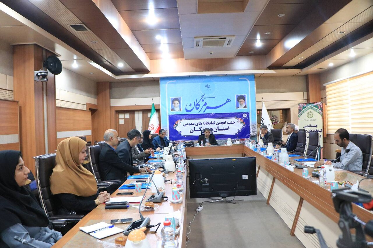 کتاب؛ ستون رشد فردی و توسعه اجتماعی است