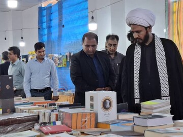 افتتاح نمایشگاه کتاب در محل کتابخانه عمومی امام حسن مجتبی(ع) شهرستان منوجان