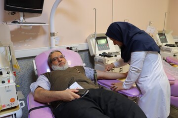 اهدای خون توسط اهالی کتاب استان یزد