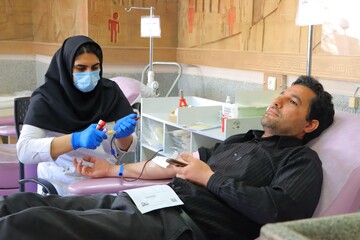 اهدای خون توسط اهالی کتاب استان یزد