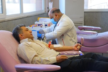 اهدای خون توسط اهالی کتاب استان یزد