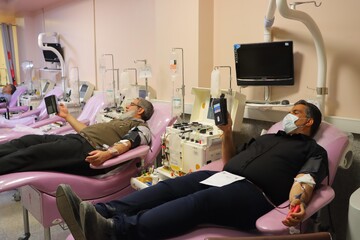 اهدای خون توسط اهالی کتاب استان یزد