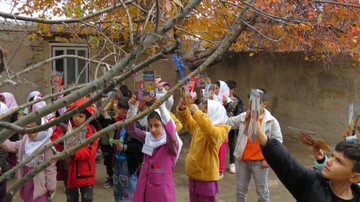 هفته کتاب در ماکو؛ از حضور فرماندار تا اجرای طرح «کتابستان مدرسه»