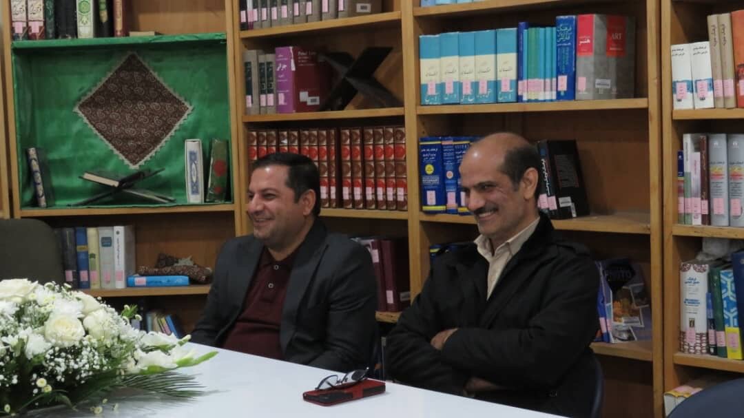 هفته کتاب در ماکو؛ از حضور فرماندار تا اجرای طرح «کتابستان مدرسه»