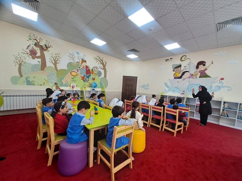 اجرای برنامه‌های متنوع فرهنگی هفته کتاب در کتابخانه‌های عمومی کردستان