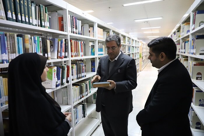 تأکید استاندار بر توسعه زیرساخت‌های فرهنگی و ارتقای خدمات کتابخانه مرکزی ارومیه