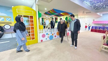 بازدید پروفسور ثبوتی چهره ماندگار فیزیک ایران از کتابخانه سیدافضل موسوی زنجان