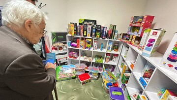 بازدید پروفسور ثبوتی چهره ماندگار فیزیک ایران از کتابخانه سیدافضل موسوی زنجان