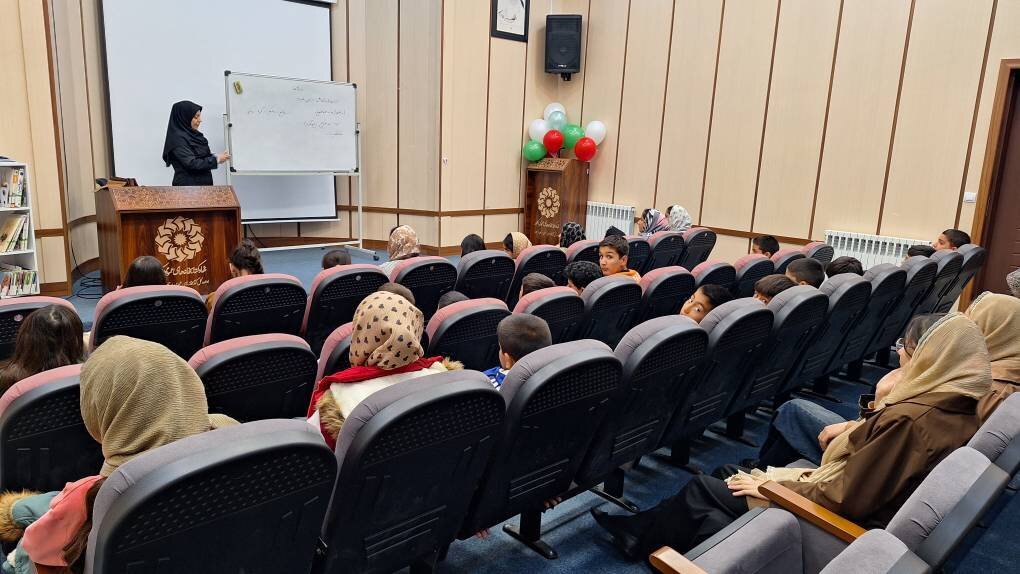 شهرستان زنجان در هفته کتاب، میزبان جشن‌های دانایی و خلاقیت شد