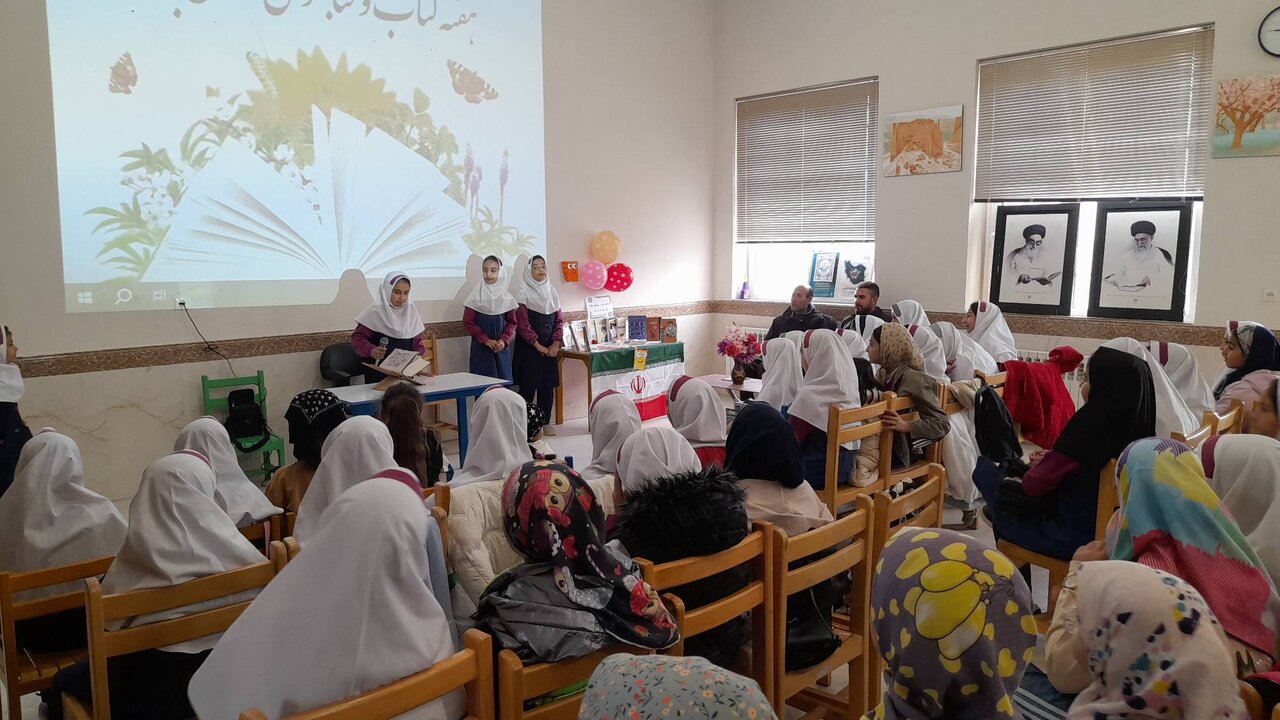 شهرستان زنجان در هفته کتاب، میزبان جشنهای دانایی و خلاقیت شد