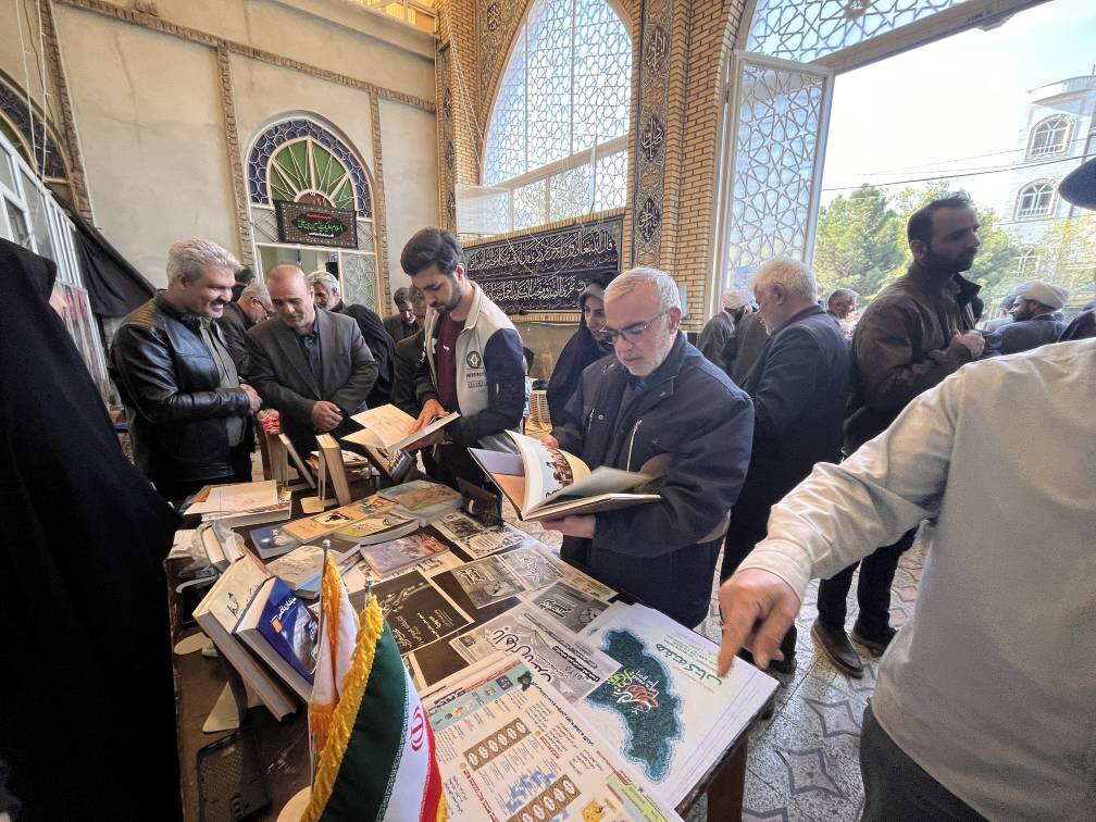 کاروان فرهنگ در ابهر؛ از قصه‌گویی تا کارآفرینی در سایه کتاب