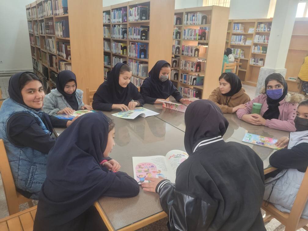 کاروان فرهنگ در ابهر؛ از قصهگویی تا کارآفرینی در سایه کتاب