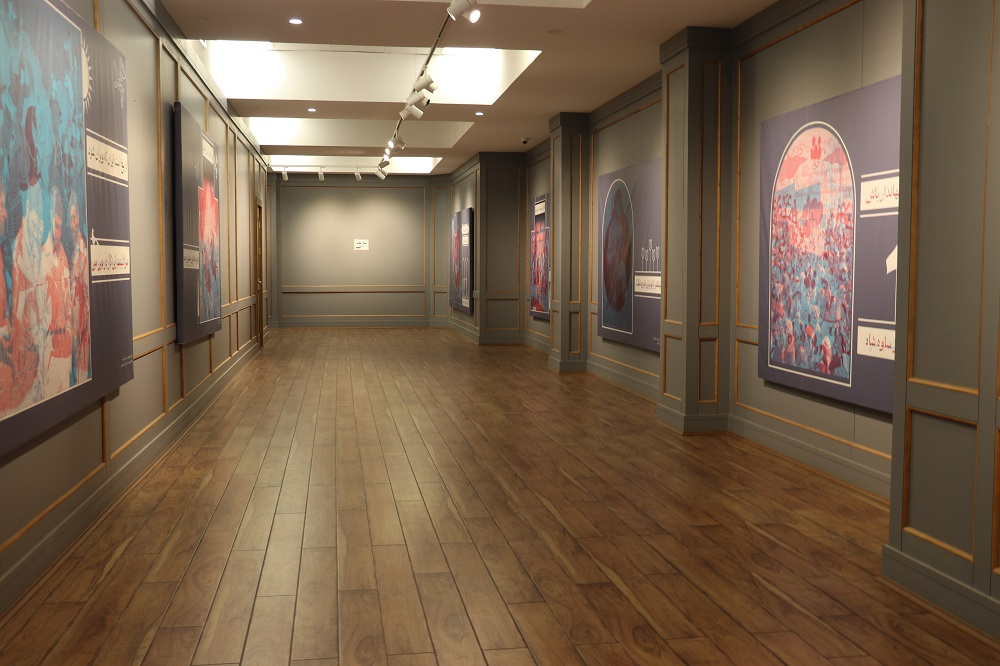 نمایشگاه «تهمتنان» در نگارخانه کتابخانه مرکزی امام خمینی(ره) مشهد