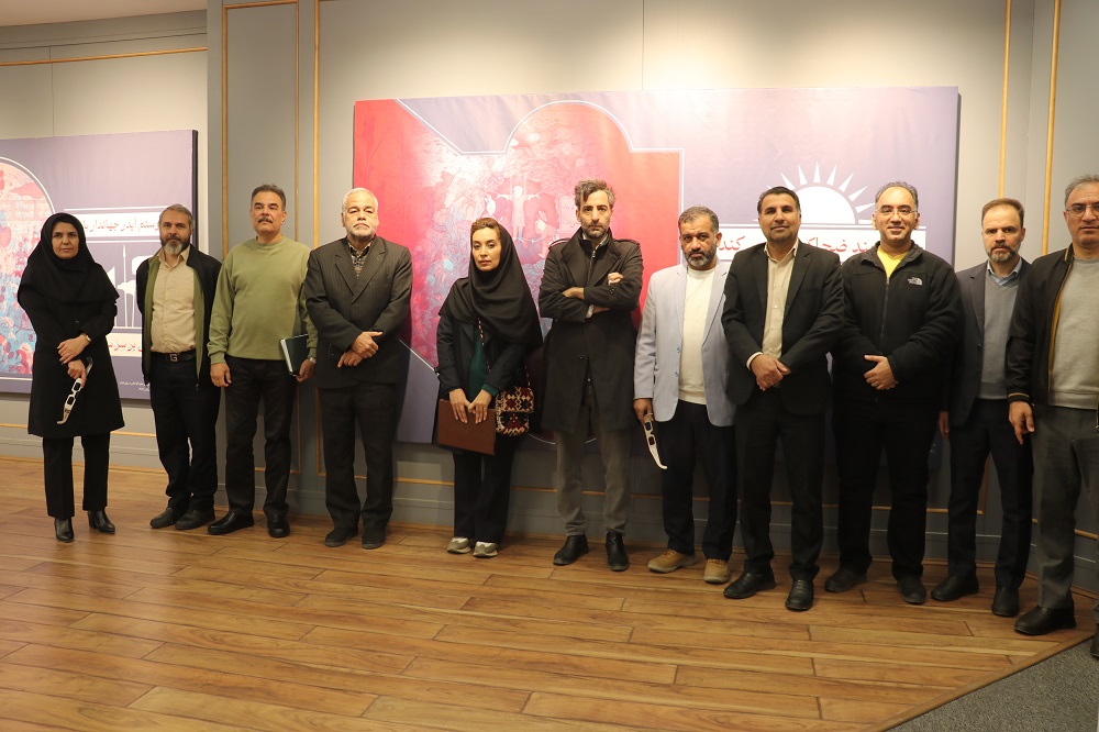 نمایشگاه «تهمتنان» در نگارخانه کتابخانه مرکزی امام خمینی(ره) مشهد