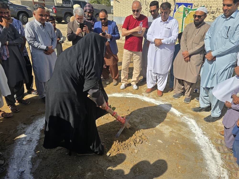 آیین کلنگزنی کتابخانه عمومی در محله کمب چابهار برگزار شد