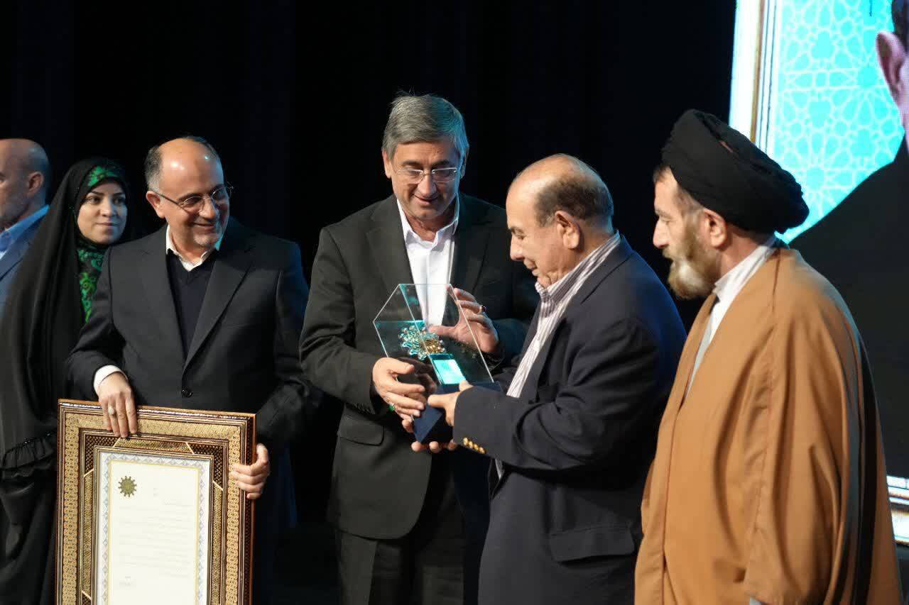 آیین تجلیل از پرفسور سکندر امانالهی بهاروند برگزار شد