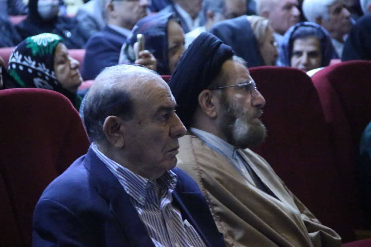 آیین تجلیل از پرفسور سکندر امان‌الهی بهاروند برگزار شد