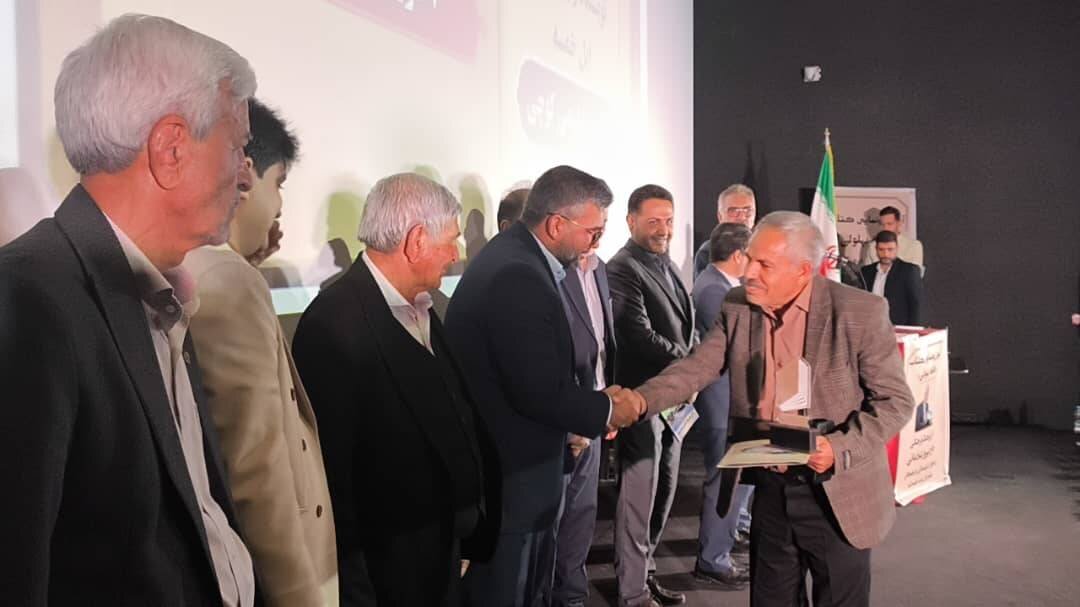 کتاب «طایفه بهلولی» در فسا رونمایی شد