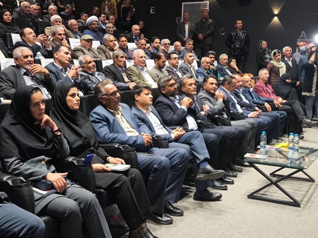 کتاب «طایفه بهلولی» در فسا رونمایی شد