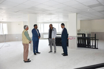 بازدید مدیرکل کتابخانه های عمومی فارس از کتابخانه پروژه کتابخانه شیراز