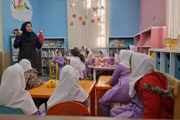 جلوه‌ای بی‌نظیر از پیوند کتاب، هنر و مسئولیت‌های اجتماعی در استان مرکزی - کراپ‌شده