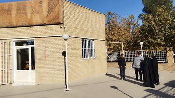 بازدید کتابخانه یادگار امام قم