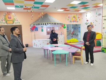 بازدید مدیرعامل دارالعرفان از کتابخانه مرکزی قم