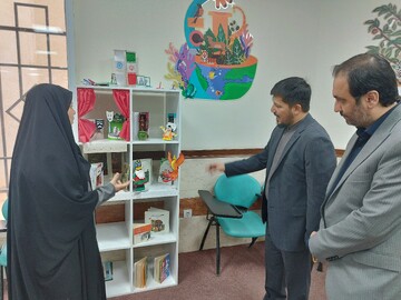 بازدید مدیرعامل دارالعرفان از کتابخانه مرکزی قم