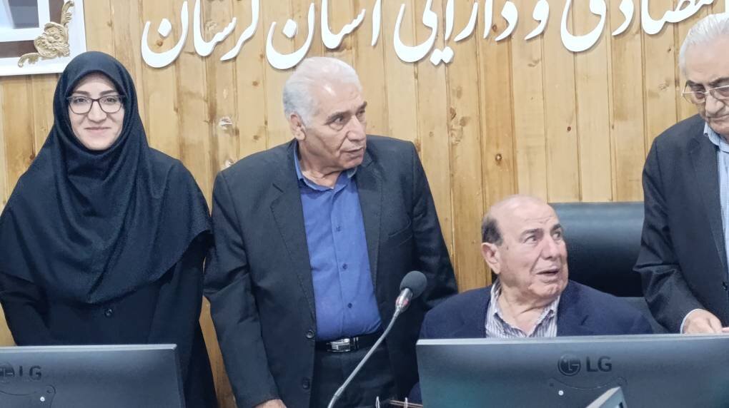 برگزاری جلسه پرسش و پاسخ با پروفسور سکندر امانالهی بهاروند