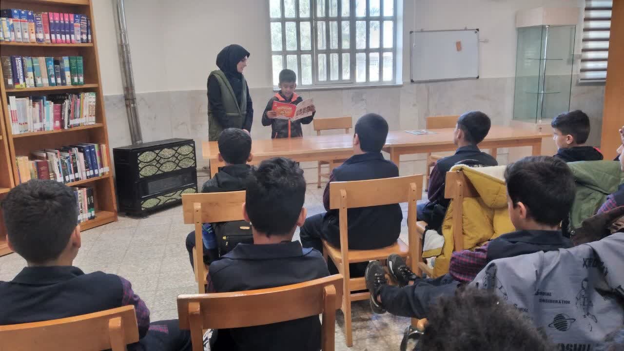 برگزاری برنامه‌های متنوع فرهنگی در کتابخانه‌های عمومی استان مرکزی