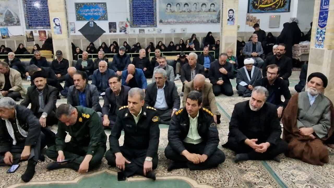 کتاب « آینه در آینه » رونمایی شد