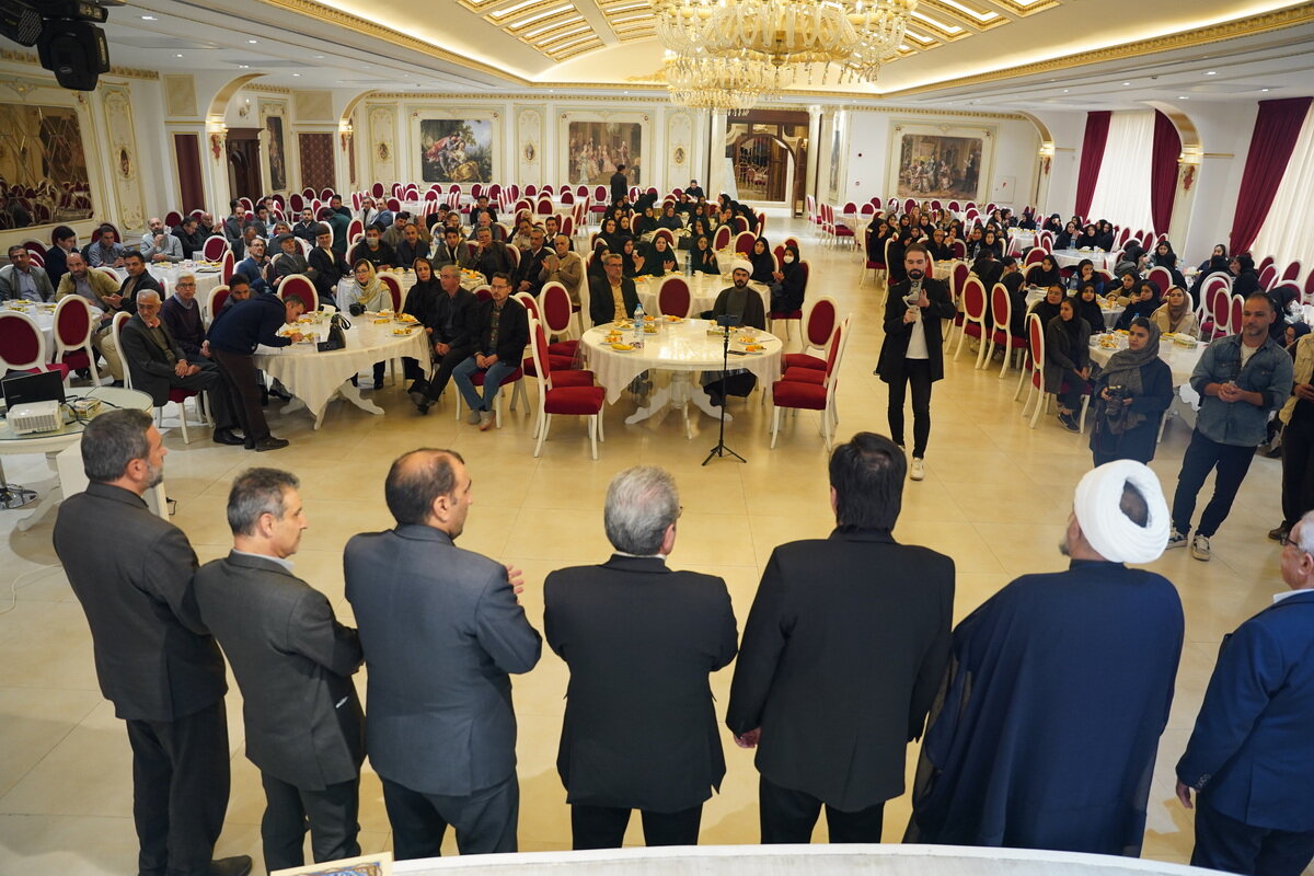 آیین اختتامیه دومین جشنواره ملی عکس «زندگی با کتاب» در دلیجان برگزار شد