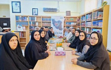 حضور نویسنده-کهنوج