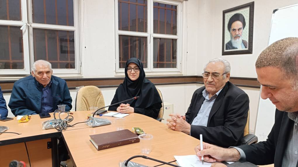 تعامل بنیاد ایران‌شناسی شعبه لرستان و کتابخانه‌های عمومی استان برای معرفی مشترک مفاخر لرستانی