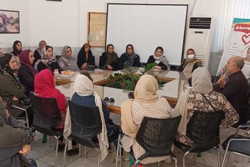 ترویج کتاب و کتابخوانی در کتابخانه‌های عمومی استان مرکزی - کراپ‌شده