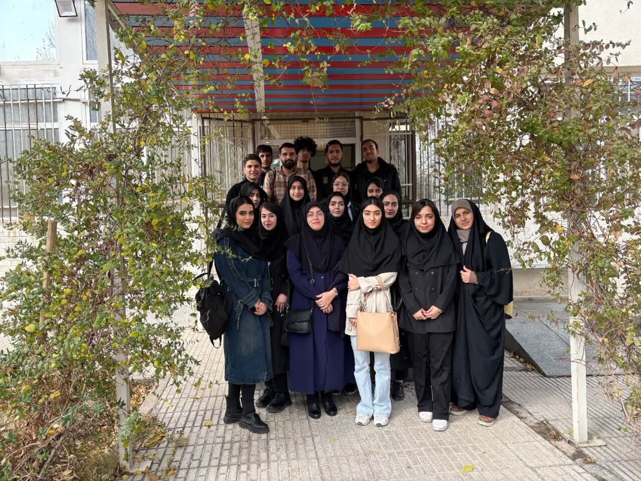 برگزاری برنامههای فرهنگی و آموزشی در کتابخانههای عمومی استان مرکزی