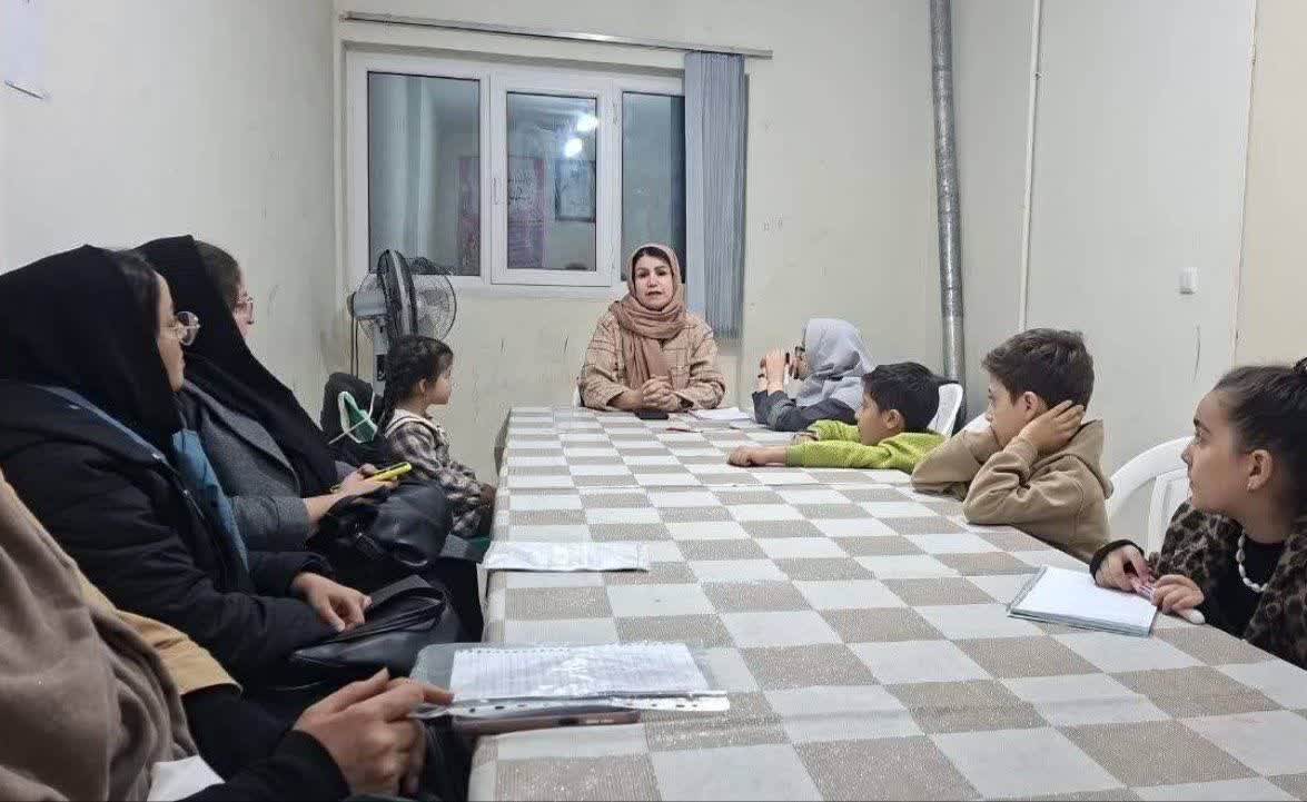 برگزاری برنامههای فرهنگی و آموزشی در کتابخانههای عمومی استان مرکزی