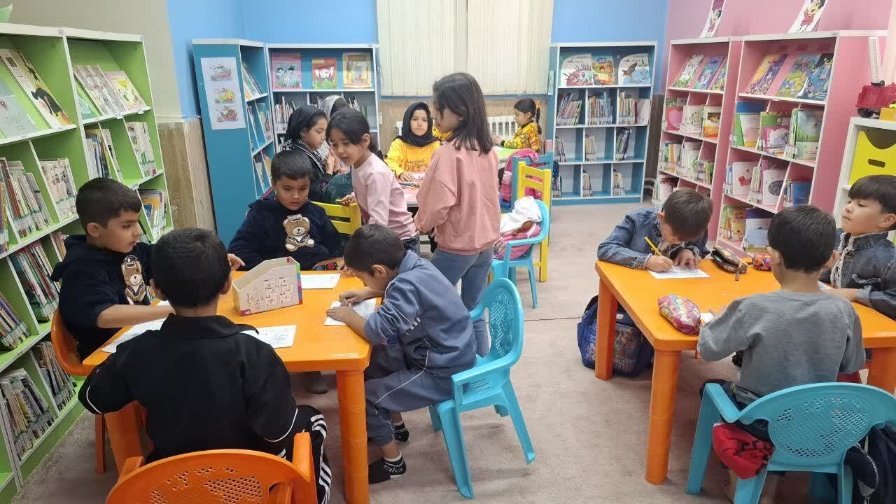 ترویج کتاب و کتابخوانی در کتابخانه‌های عمومی استان مرکزی