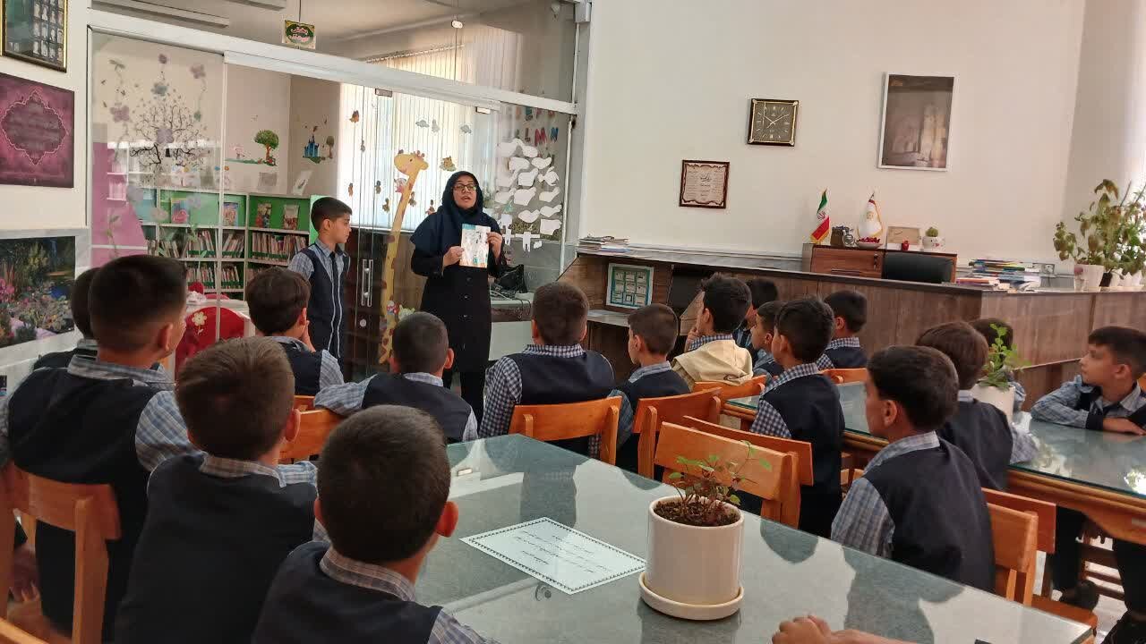 ترویج کتاب و کتابخوانی در کتابخانه‌های عمومی استان مرکزی