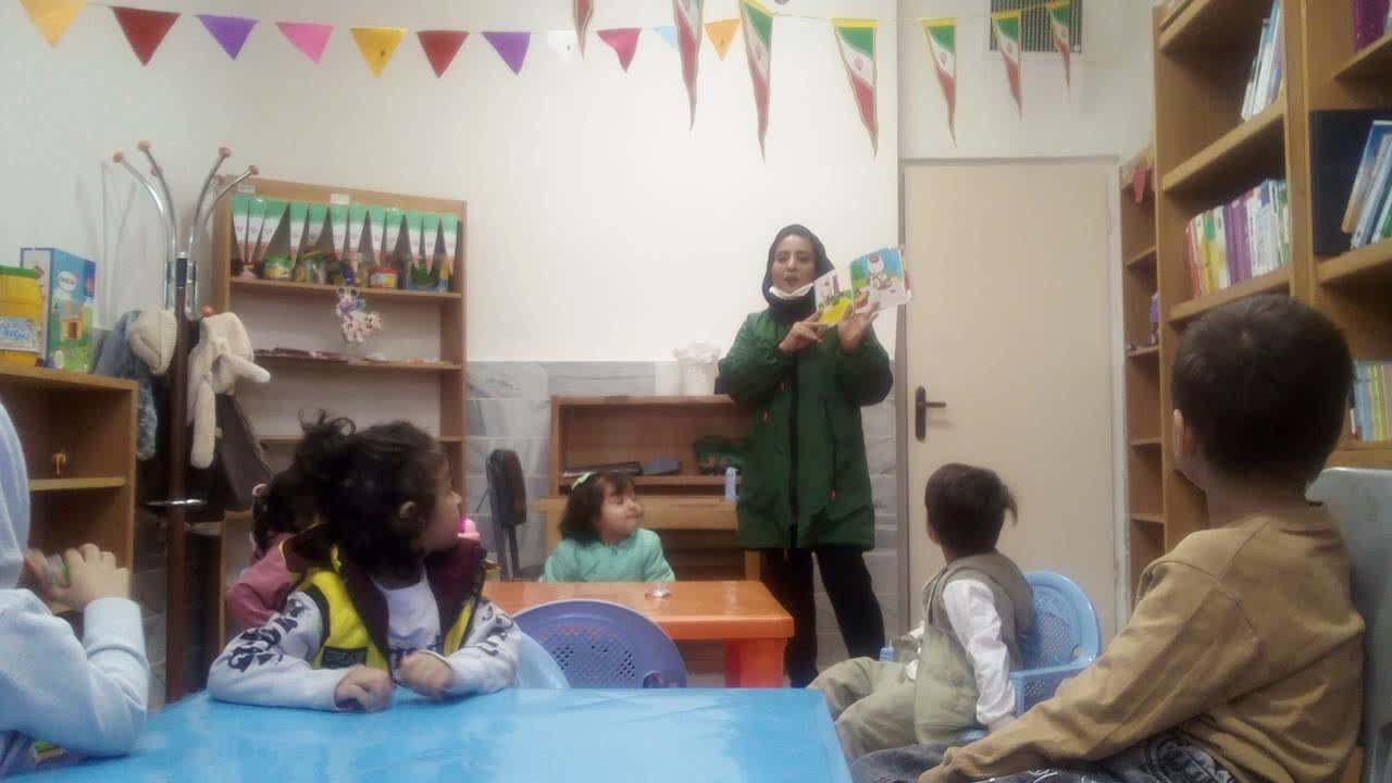 پیوند فرهنگ، خانواده و آیینهای ایرانی در کتابخانههای عمومی استان مرکزی