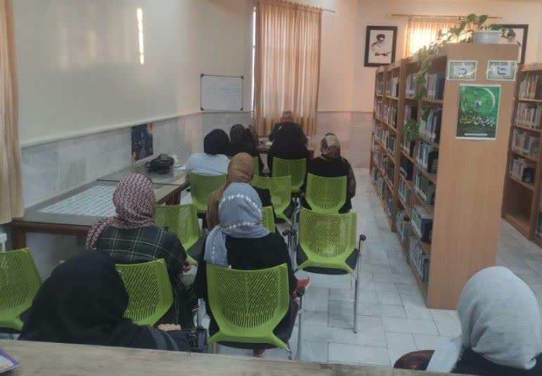 پیوند فرهنگ، خانواده و آیین‌های ایرانی در کتابخانه‌های عمومی استان مرکزی