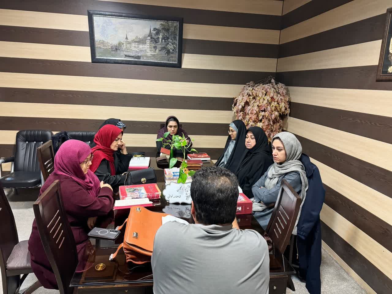 پیوند فرهنگ، خانواده و آیینهای ایرانی در کتابخانههای عمومی استان مرکزی