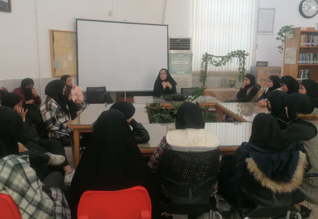 بزرگداشت روز مادر در کتابخانه‌های عمومی استان مرکزی