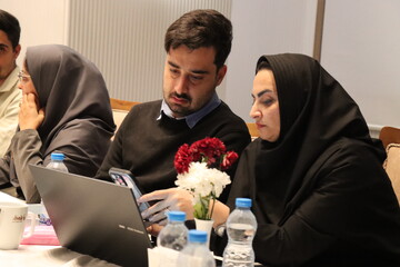 کارگاه‌های تخصصی «خبرنویسی هوشمند» و «عکاسی موبایلی»