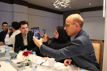 کارگاه‌های تخصصی «خبرنویسی هوشمند» و «عکاسی موبایلی»