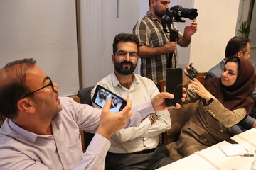 کارگاه‌های تخصصی «خبرنویسی هوشمند» و «عکاسی موبایلی»