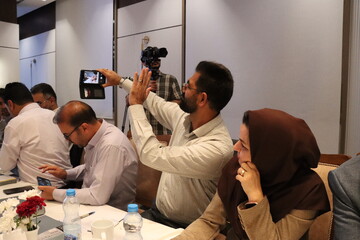 کارگاه‌های تخصصی «خبرنویسی هوشمند» و «عکاسی موبایلی»