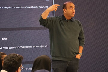 کارگاه‌های تخصصی «خبرنویسی هوشمند» و «عکاسی موبایلی»