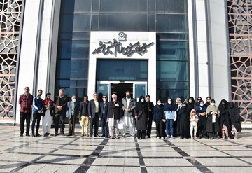 بازدید جمعی از اعضاء نابینا استان سیستان و بلوچستان از بخش نابینایان کتابخانه مرکزی امام خمینی (قدس سره)